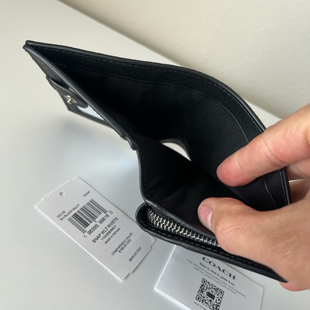 Coach Snap Wallet With Rivets🎈🎈 - Picture 7 of 9